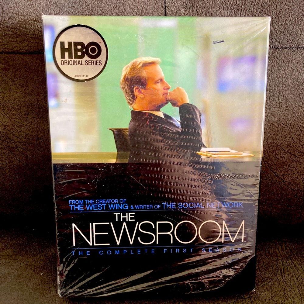 The Newsroom first season DVD new in box - Picture 1 of 3